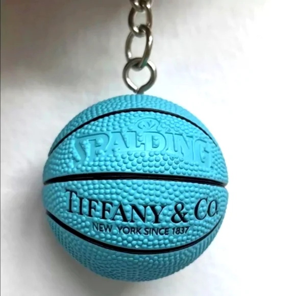 Spalding  And  Tiffany & Co 🏀 basketball Keychain Backpack Bag Keychain - Picture 2 of 11